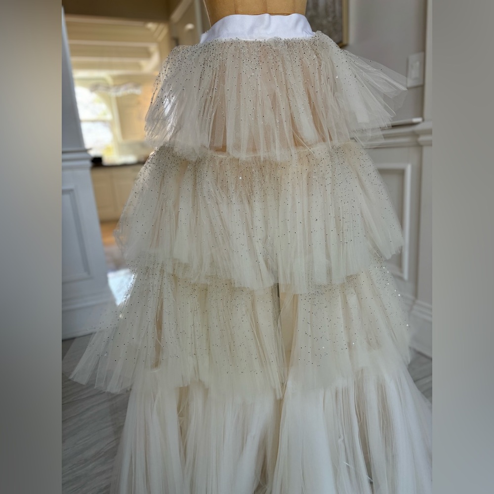 Oscar De La Renta Ivory Tiered Tulle Skirt